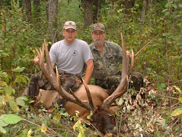 Cody Greenwood from Oklahoma with trophy elk at Echo Lake Hunts in Saskatchewan
