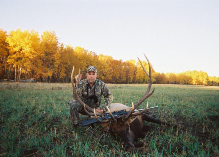 Jim Melancon from Texas with trophy elk at Echo Lake Hunts in Saskatchewan