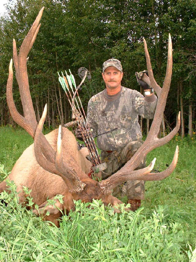 David Kirkham from Texas with trophy bull elk at Echo Lake Hunts in Saskatchewan