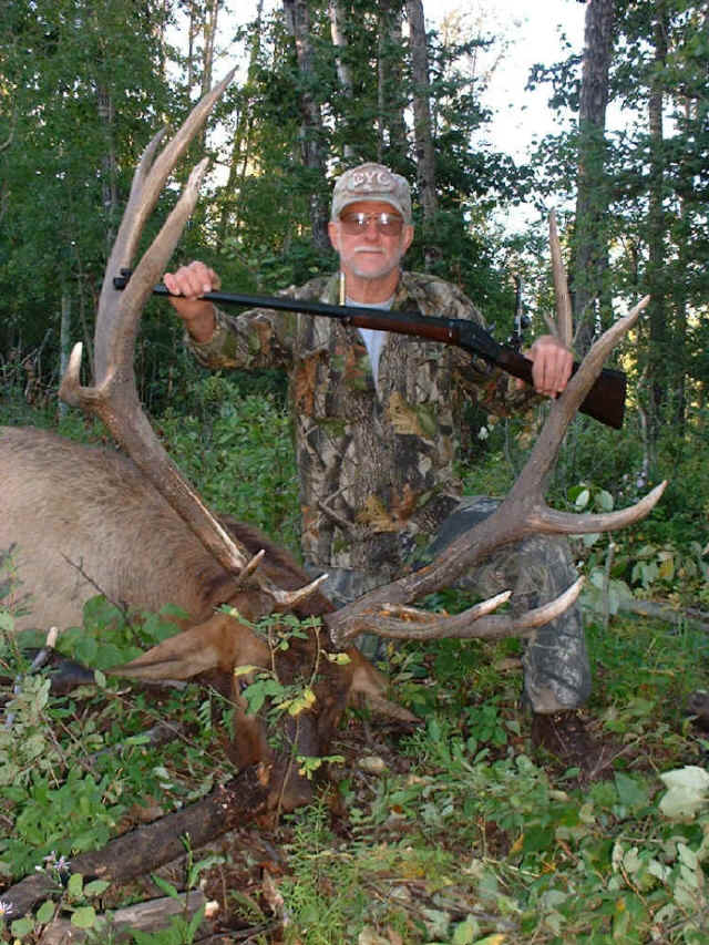 Donald Bouchard from Texas with trophy elk at Echo Lake Hunts in Saskatchewan