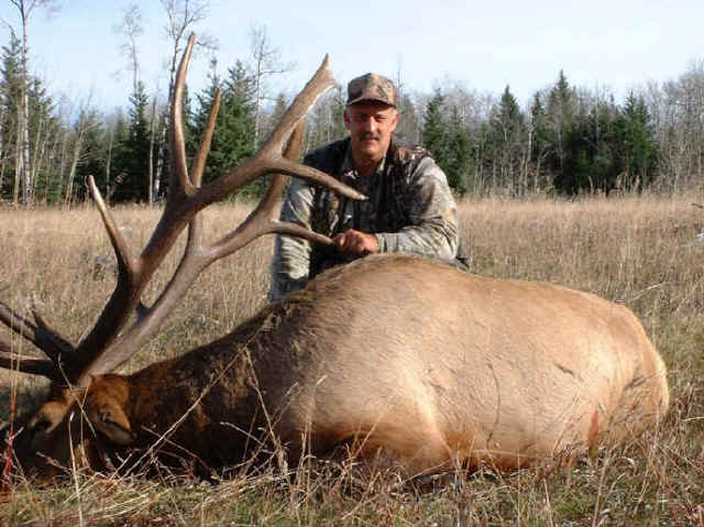 George Pizzitola from Texas with trophy elk at Echo Lake Hunts in Saskatchewan