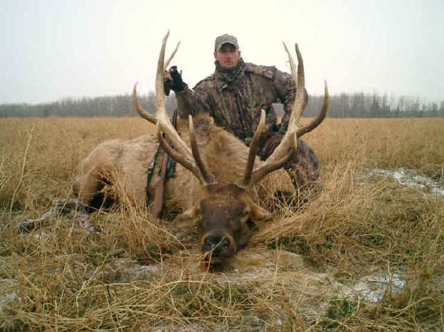 Jeff Rust from Missouri with trophy elk at Echo Lake Hunts in Saskatchewan