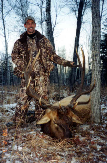 Jim Rust from Missouri with trophy elk at Echo Lake Hunts in Saskatchewan