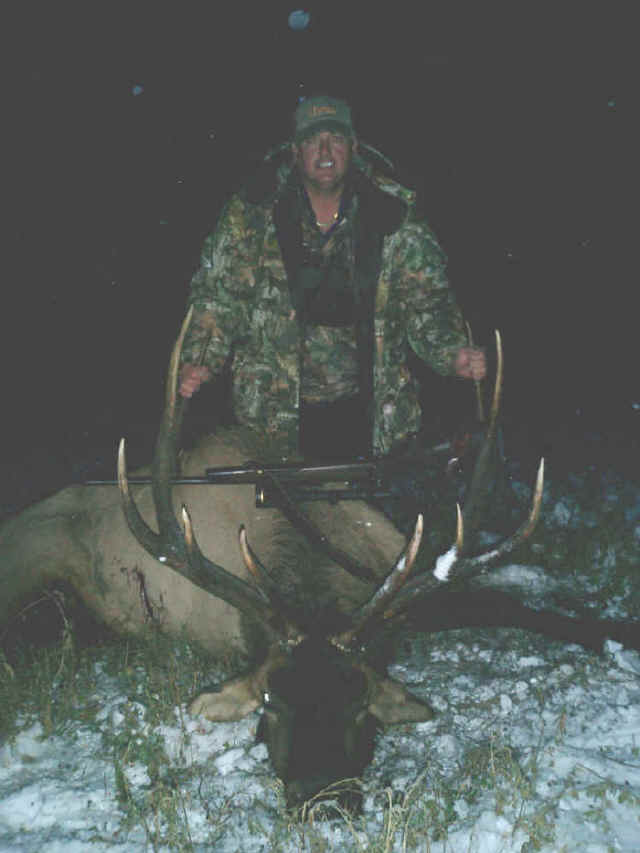 Mike Inscore from Texas with trophy elk at Echo Lake Hunts in Saskatchewan