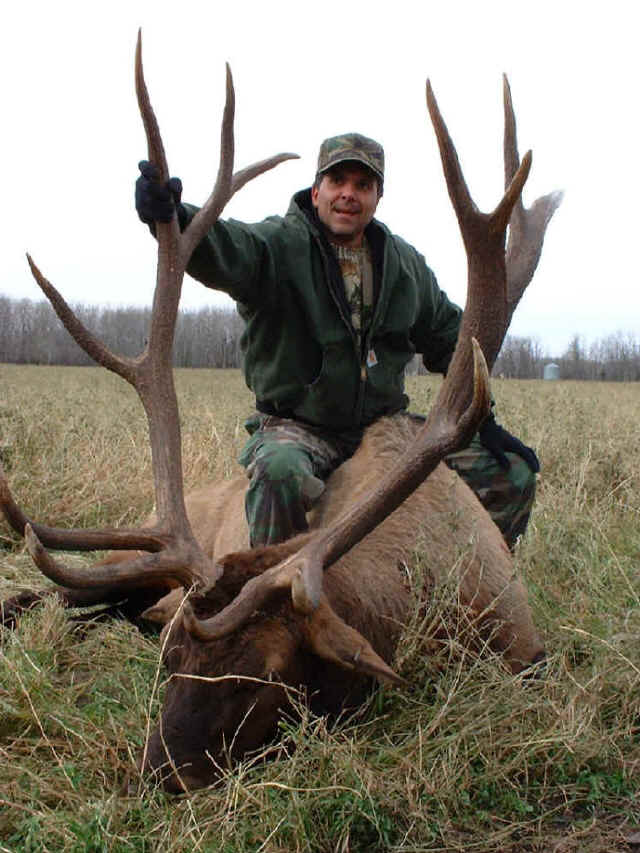 Octavio GuaJardo Jr. from Texas with trophy elk at Echo Lake Hunts in Saskatchewan