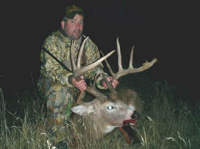 Richard Schroeder from Missouri with trophy whitetail at Echo Lake Hunts in Saskatchewan