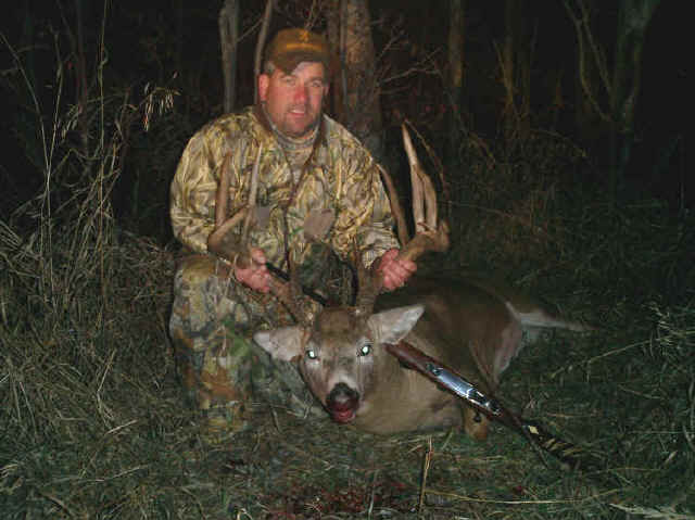 Richard Schroeder from Missouri with trophy whitetail at Echo Lake Hunts in Saskatchewan