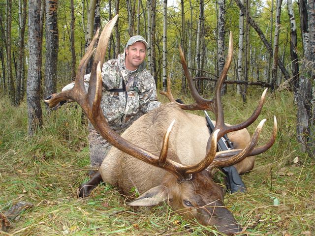 Craig Holt from Nevada with trophy elk at Echo Lake Hunts in Saskatchewan