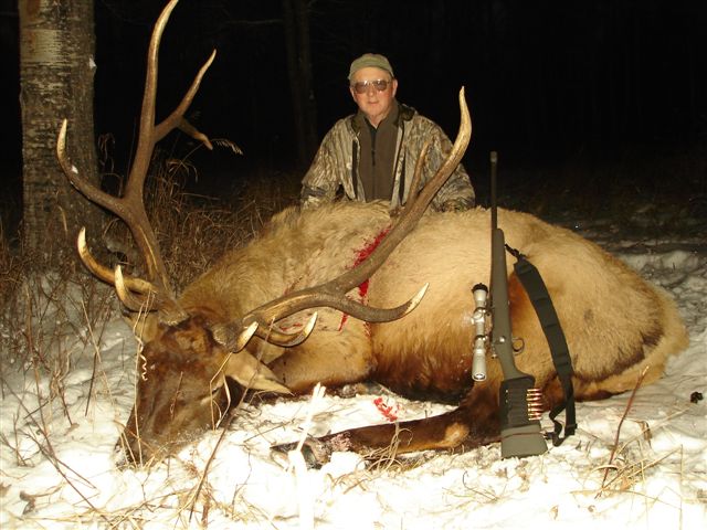 Dan Warren from Oregon with trophy bull elk at Echo Lake Hunts in Saskatchewan