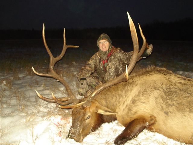 Norm Picket from Washington with trophy bull elk at Echo Lake Hunts in Saskatchewan