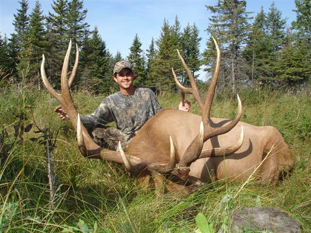 Michael Egar from Oklahoma with trophy bull elk at Echo Lake Hunts in Saskatchewan