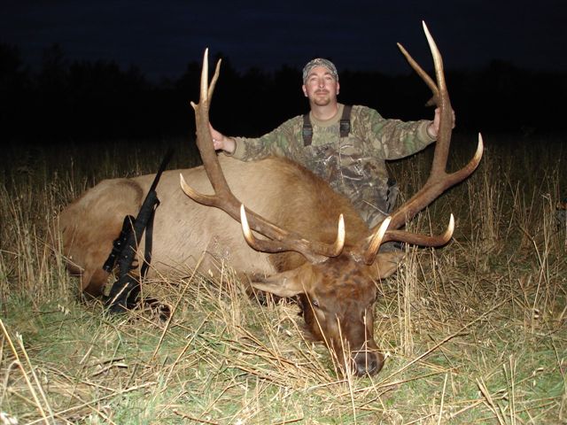 Jerad Durst from Texas with trophy bull elk at Echo Lake Hunts in Saskatchewan
