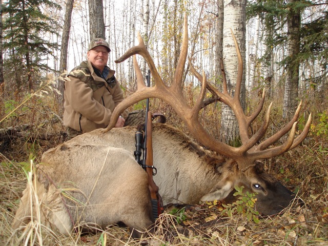 James Masten from Texas with trophy bull elk at Echo Lake Hunts in Saskatchewan