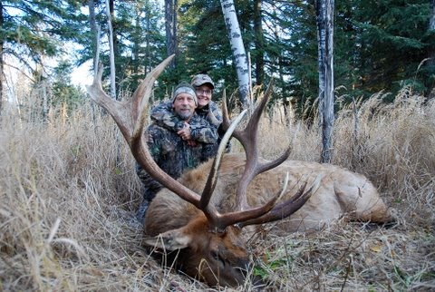 Troy Decker from Minnesota with trophy bull elk at Echo Lake Hunts in Saskatchewan