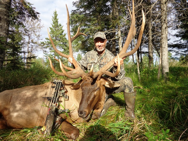 Paul Brown from Georgia with trophy bull elk at Echo Lake Hunts in Saskatchewan