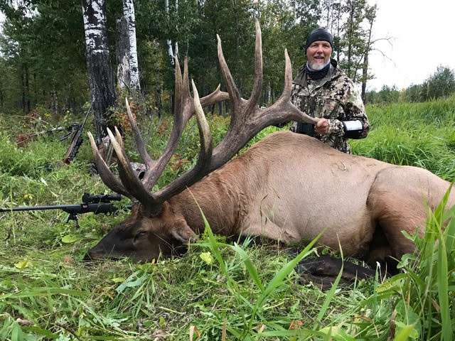 Brian Koziol from Arizona with trophy bull elk at Echo Lake Hunts in Saskatchewan