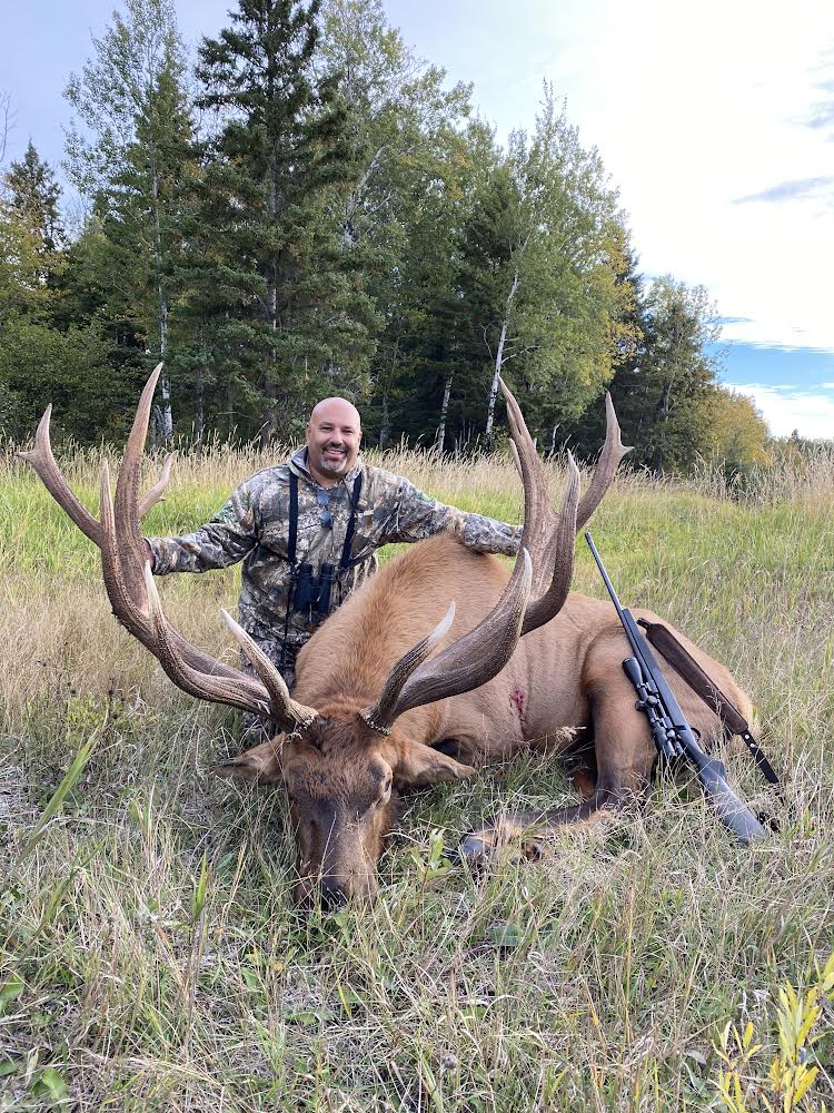 David Aubrey from Minnesota with trophy bull elk at Echo Lake Hunts in Saskatchewan