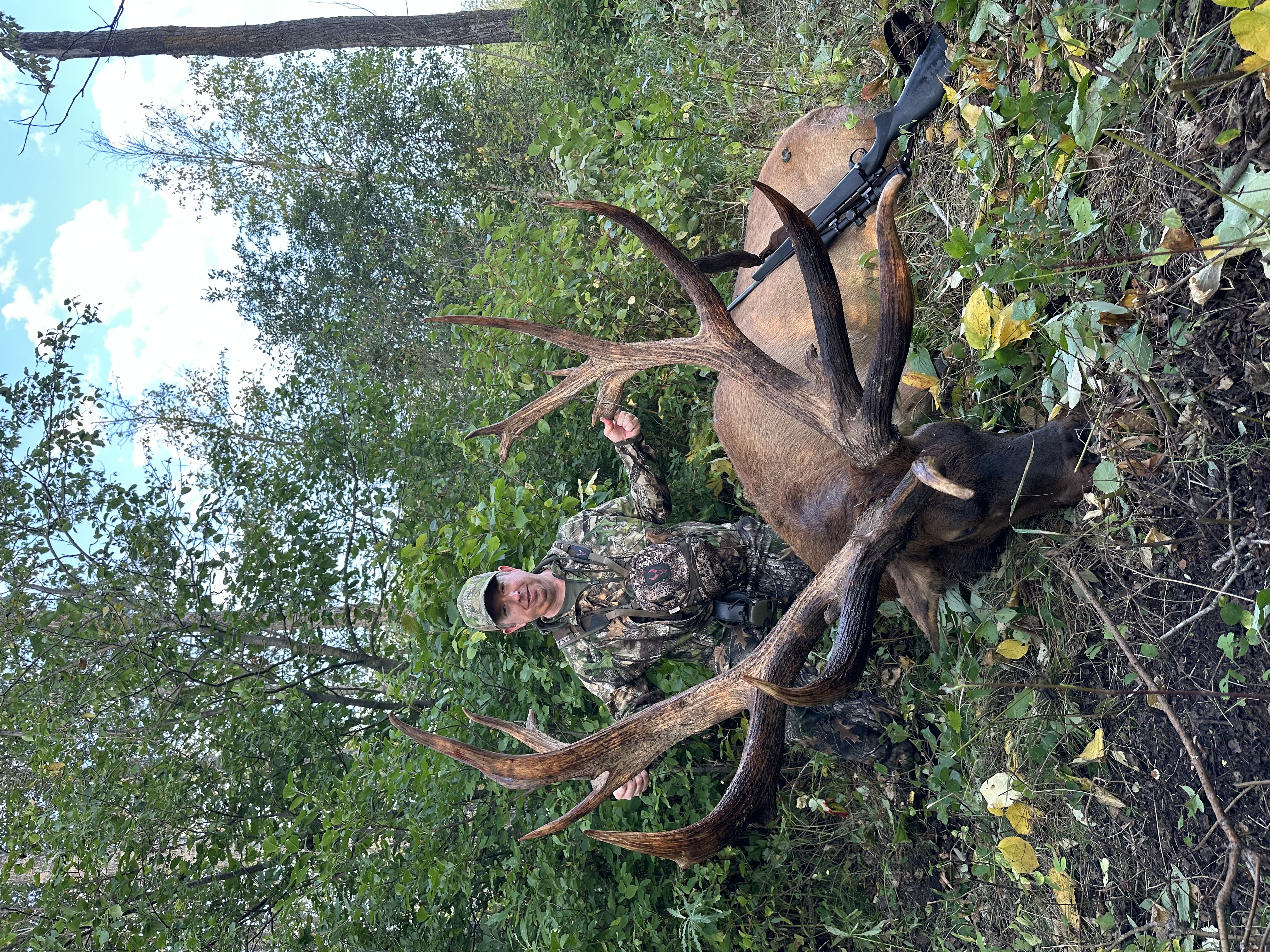 Mike Piersall from Florida with trophy bull elk at Echo Lake Hunts