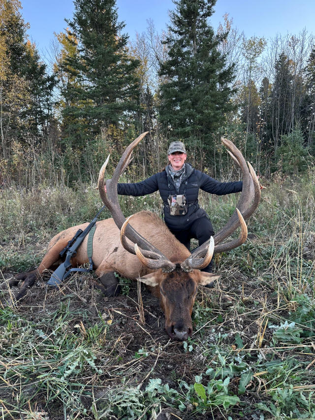 Recent trophy bull elk hunt at Echo Lake Hunts in Saskatchewan